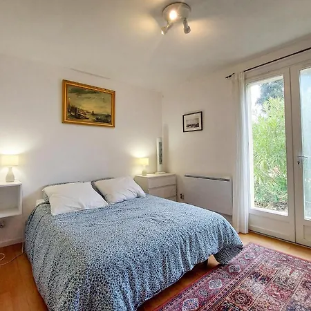 Nice Home In Meschers-Sur-Gironde Holiday home