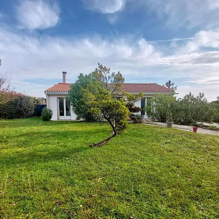 Nice Home In Meschers-Sur-Gironde Holiday home