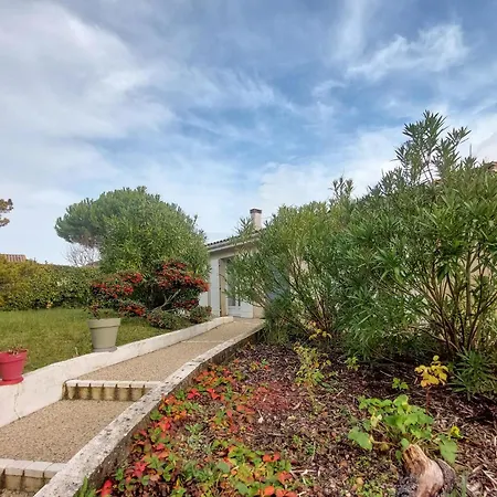 Nice Home In Meschers-Sur-Gironde Meschers-sur-Gironde